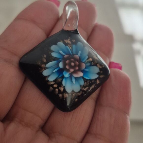 Murano Glass Pendant with Blue Flower Design - Picture 7 of 16